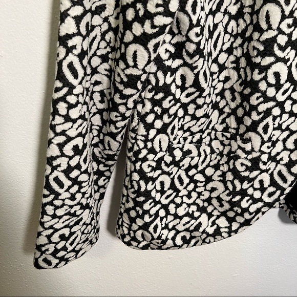 H&M Open Blazer White Black Animal Print - Picture 5 of 10